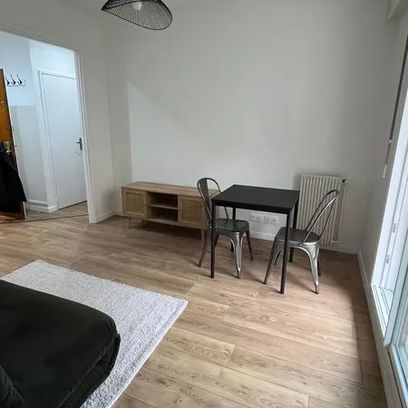 2 pièces - 37m2 - limite Neuilly avec balcon et parking