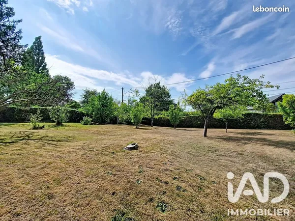 Terrain 2763 m² Les Hogues