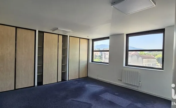Vente Boutique/Local commercial 77 m²