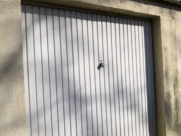 Garage à louer