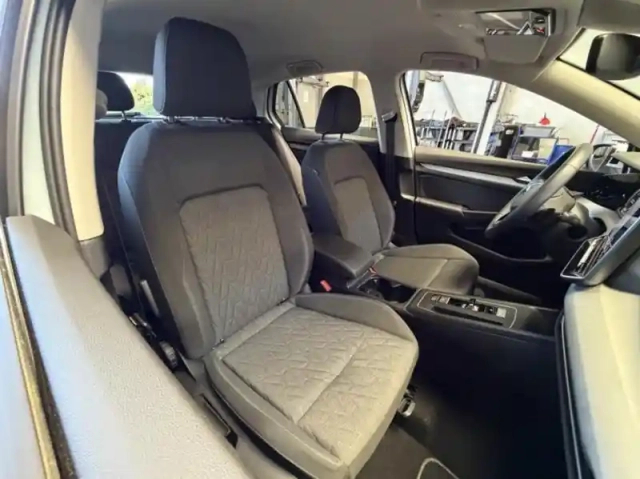 Volkswagen Golf 1.5 ehybrid 204ch vw edition dsg6 — photo 14