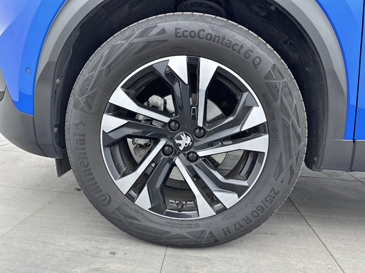 Peugeot 2008 puretech 130 s&s eat8 gt — photo 14