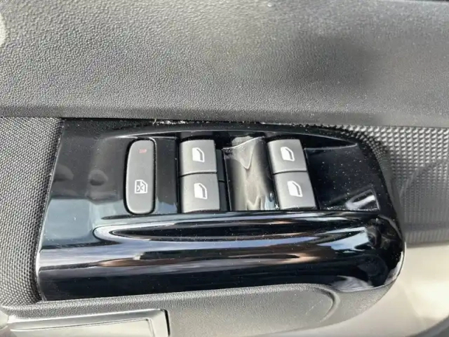 Citroën C3 puretech 83 s&amp;s bvm5 — photo 21