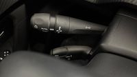 Peugeot 2008 1.2 PureTech 130ch S&S Allure — photo 23