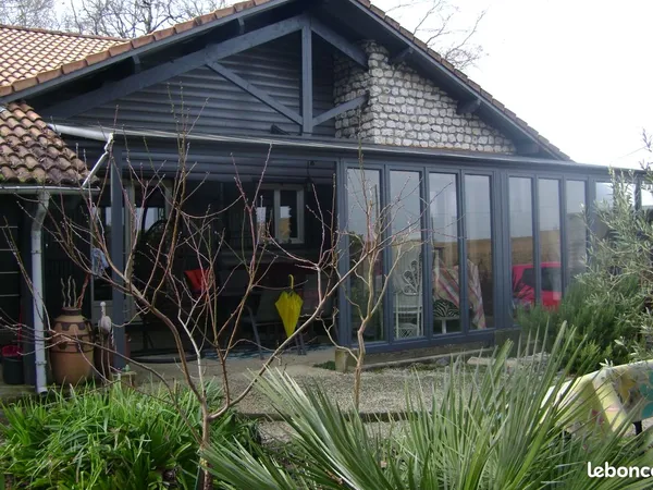 Chalet rénové de plain pied