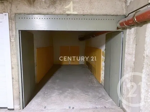 Parking 12 m²