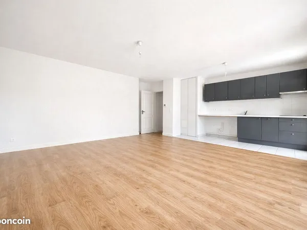 Appartement T2 48,27 m² - Loggia 17 m² - Parking - Résidence récente - Proche Bordeaux Lac