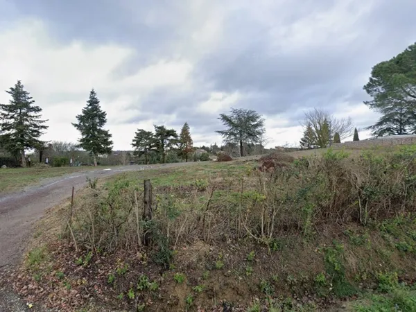 Terrain 1545 m²