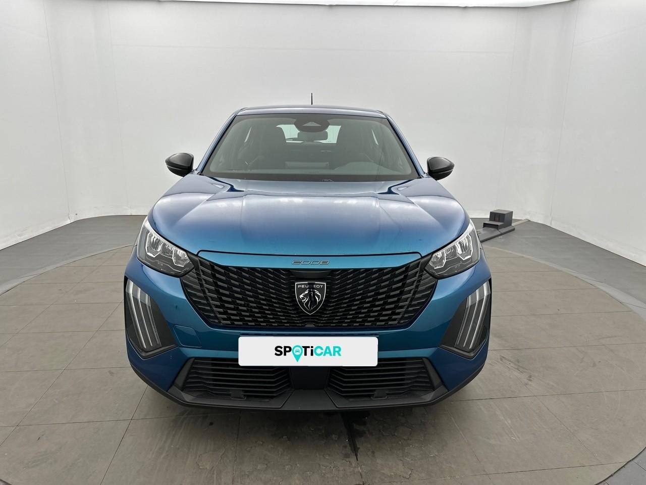 Peugeot 2008 hybrid 145 e-dcs6 style — photo 2