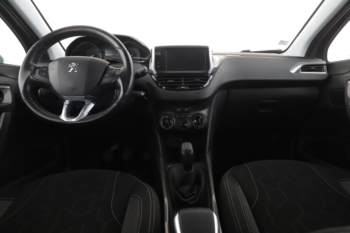 Peugeot 2008 1.6 Blue-HDi Active Business — photo 11