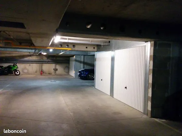 Location box sécurisé proche RER Bry-sur-Marne
