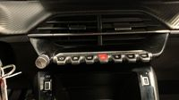 Peugeot 2008 1.2 PureTech 100ch S&S Style — photo 26