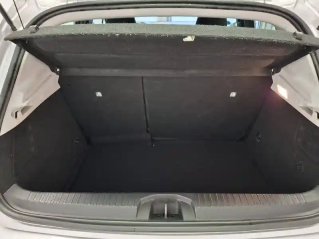 Renault Clio blue dci 85 — photo 22