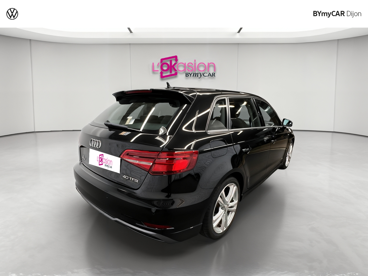 Audi A3 Sportback 40 TFSI 190 S tronic 7 — photo 5