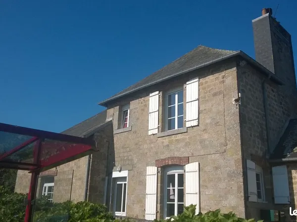 Maison à louer à 10 mn de l'échangeur A84