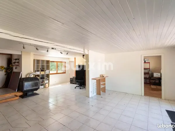 Bureaux 186 m² Marlenheim