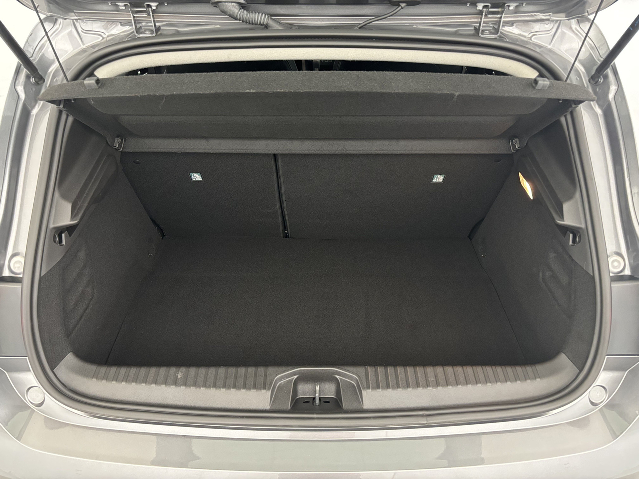 Renault Clio 5 — photo 18