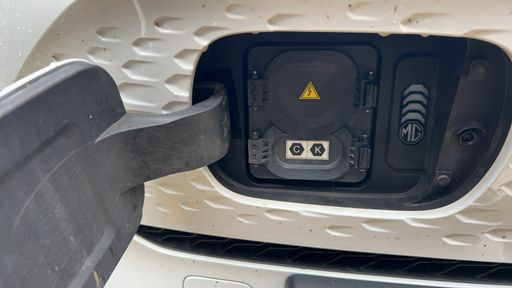MG ZS 156 70kWh - Luxury – 2022 – 82441 km – Électrique – Boîte Automatique — photo 5