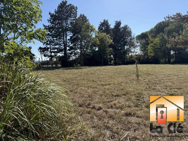 Vente terrain à bâtir - 5 minutes d'Agen