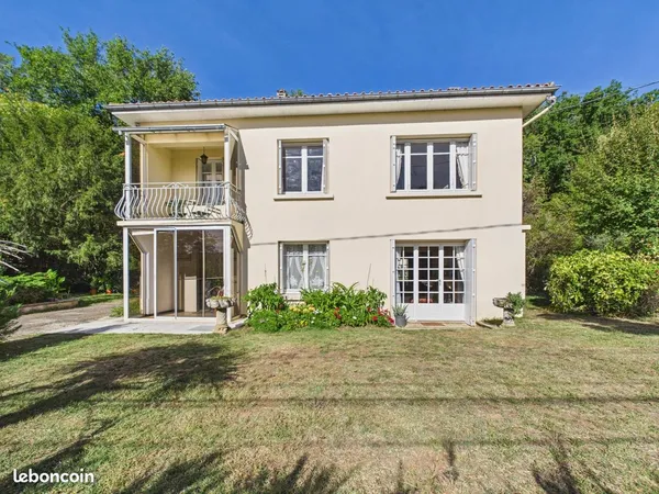 Maison 8 pièces 120 m²