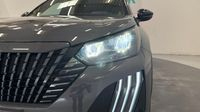 Peugeot 2008 1.2 Hybrid 145ch Allure e-DCS6 — photo 17