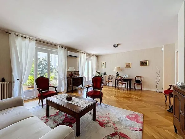 Appartement 3 pièces 92 m²