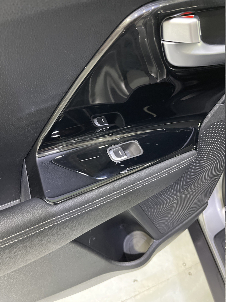 Kia Niro — photo 45