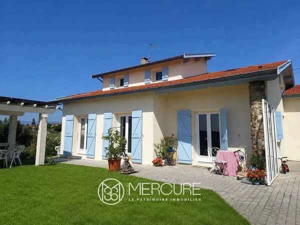 Maison de luxe 7 pièces 162 m²