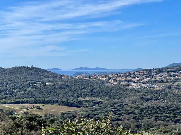 Villa 9 pièces 265 m²
