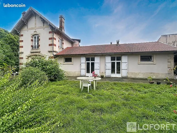 Maison 5 pièces 159 m²