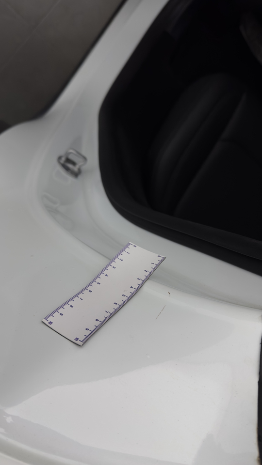 Tesla MODEL Y Long Range RWD — photo 42