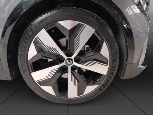 Renault Megane e-tech electric ev60 220ch techno super charge -c — photo 11