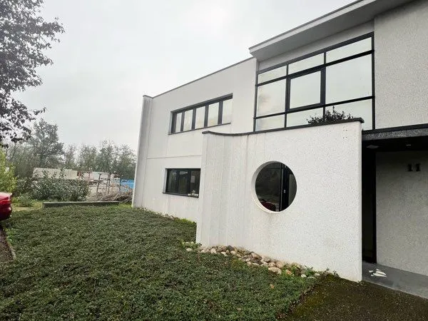 Bureau et espace de travail Location Richwiller 14m² 390€