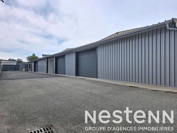 SAINT BONNET DE MURE - ZAC du CHANAY ZI - ZA - Entrepôt avec espace bureau de 220 m²