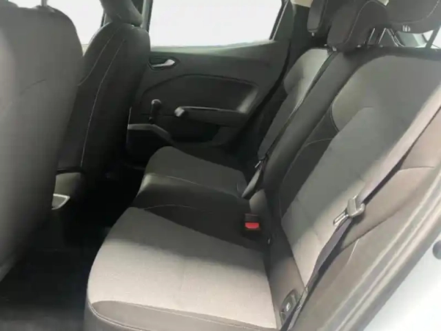Renault Clio 1.0 tce 90ch evolution — photo 12