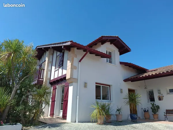 Maison 7 pièces 200m2