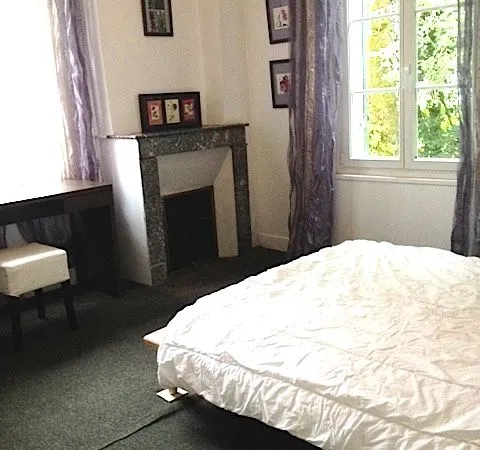 Jolie chambre etud meublee pessac park