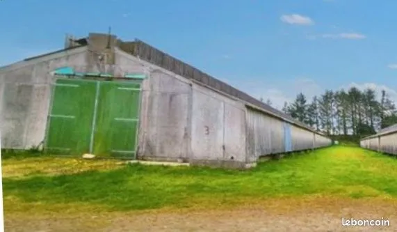 Location hangar