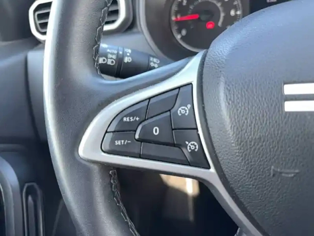 Dacia Duster blue dci 115 4x2 — photo 12