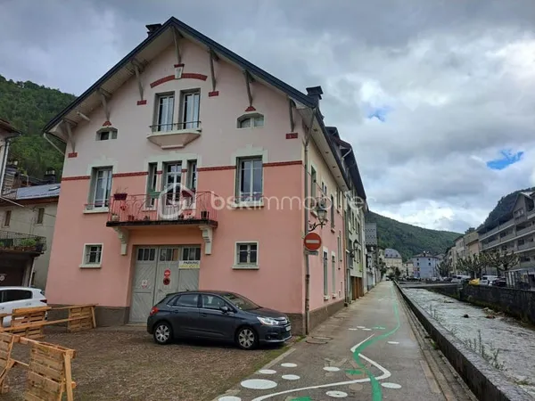 Appartement bourgeois de caractère avec vue rivière - Bien rare en centre-ville
