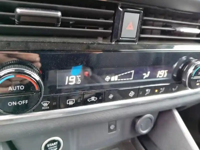 Nissan Qashqai mild hybrid 158 ch xtronic — photo 18