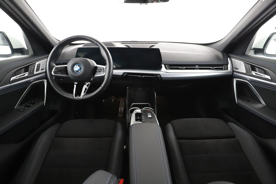 BMW iX1 xDrive30 M Sport BVA — photo 11