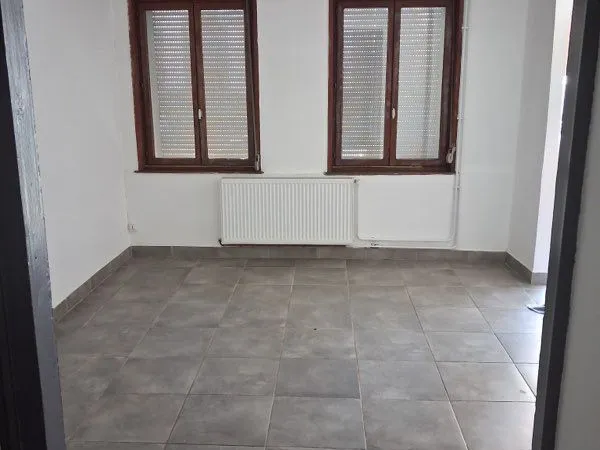 Maison mitoyenne 110 m2 sur deux étages