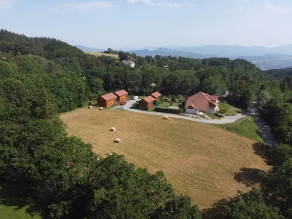 Terrain 702 m²