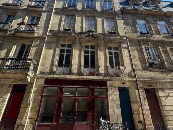 Bureau 346 m²