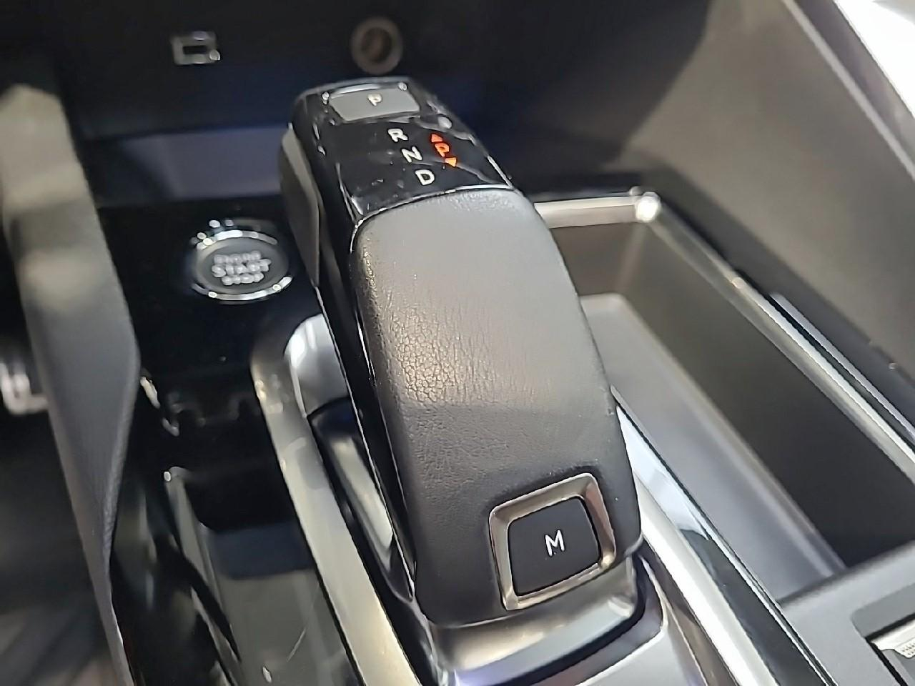 Peugeot 3008 puretech 130ch s&s eat8 gt — photo 20