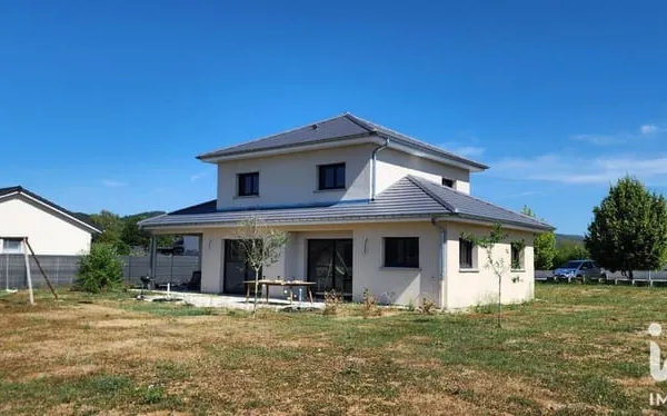 Maison 6 pièces 140 m²