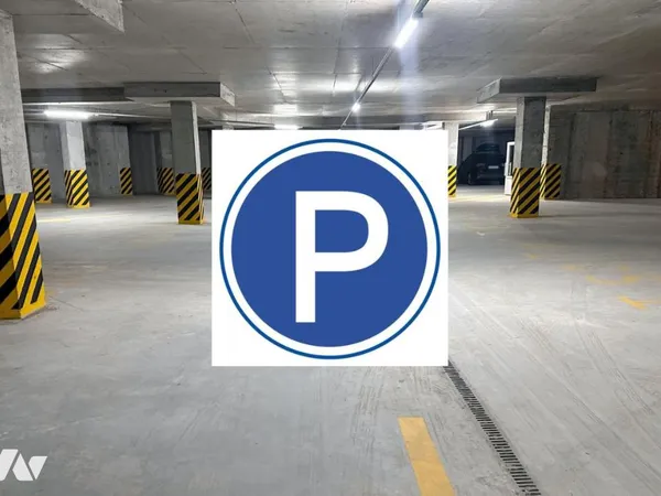 Parking 13 m²