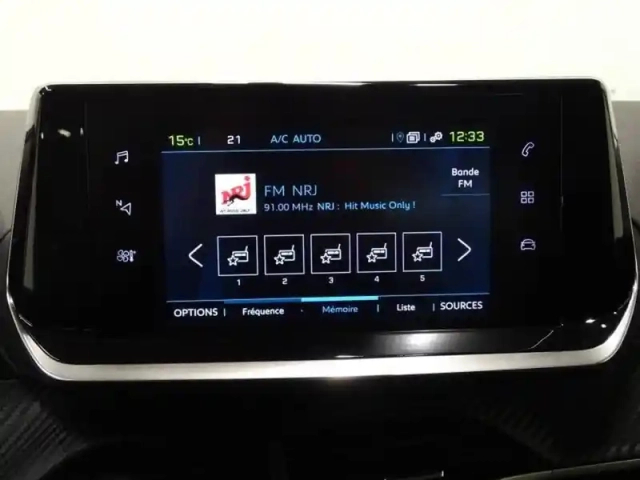Peugeot 208 electrique 50 kwh 136ch — photo 30