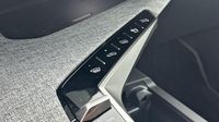 Peugeot 5008 Hybrid 145ch GT e-DCS6 — photo 15
